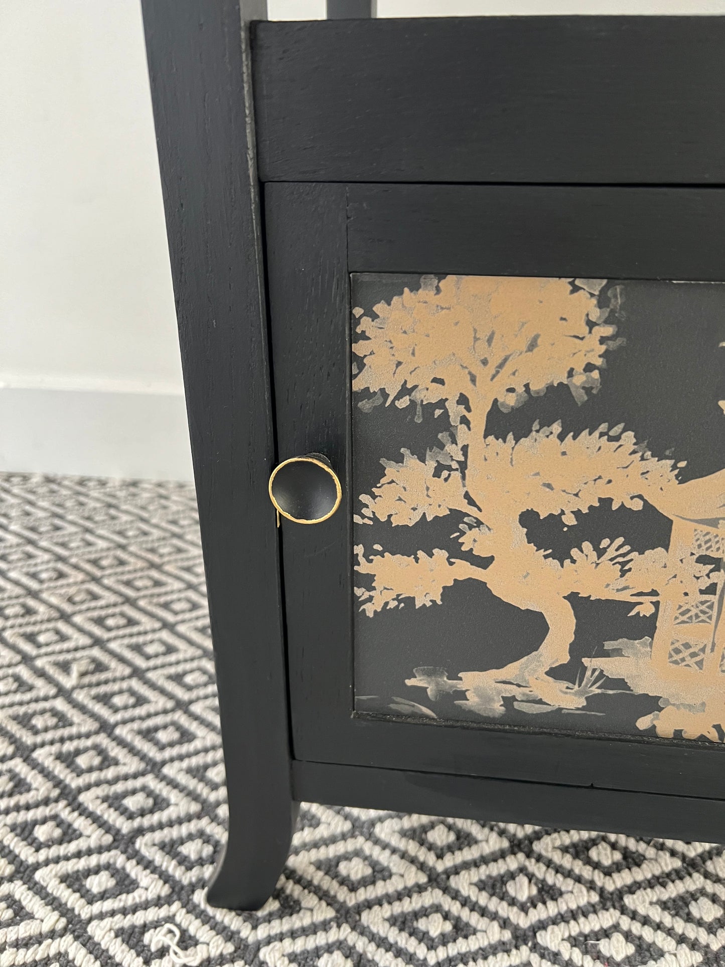 Chinoiserie End Table