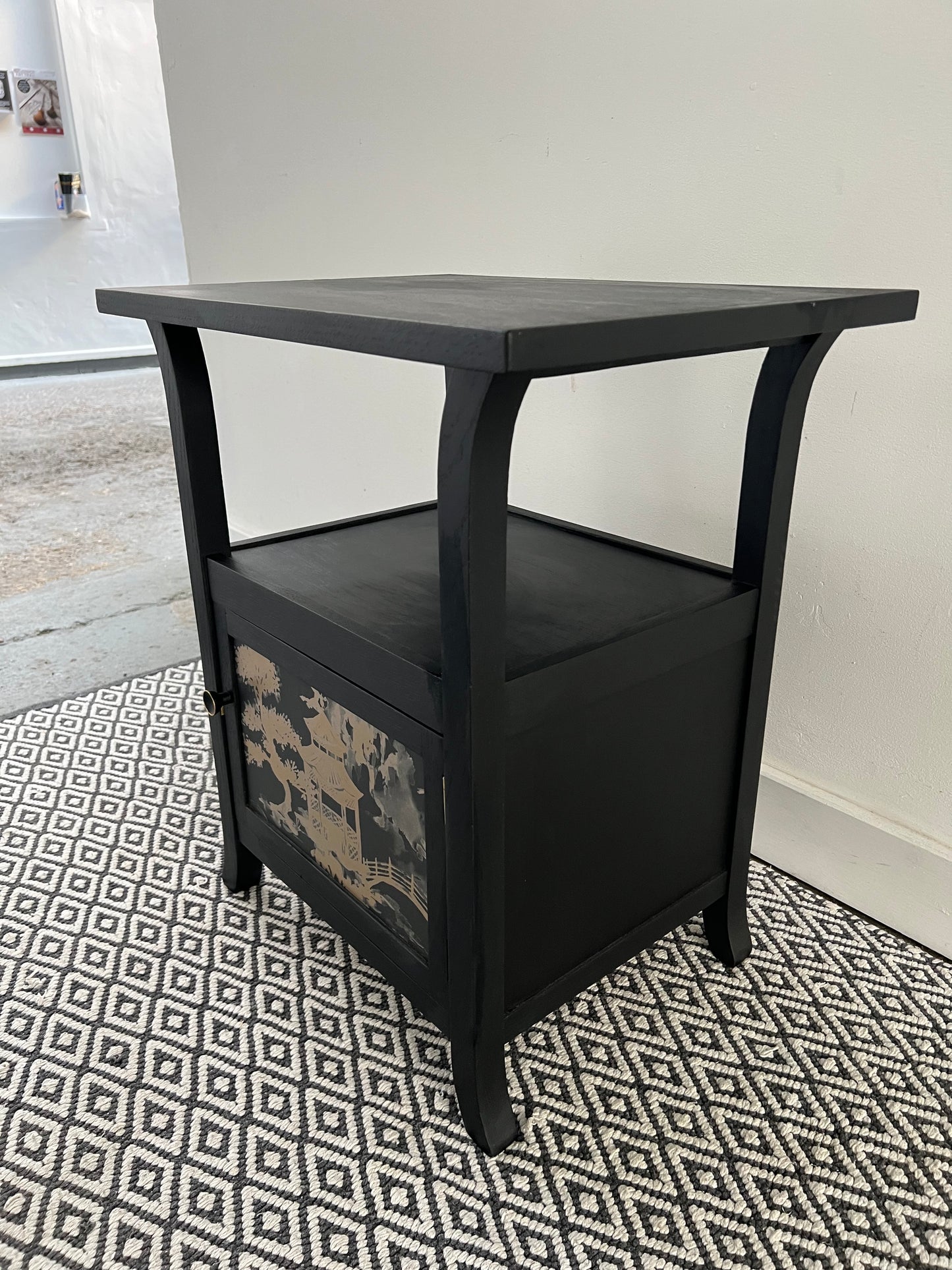 Chinoiserie End Table